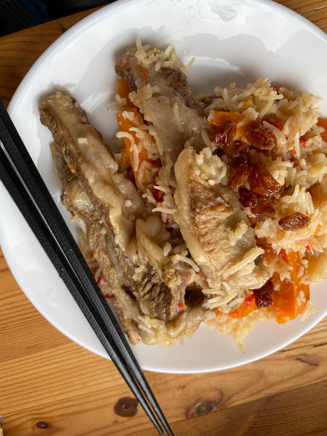 新疆羊排抓饭