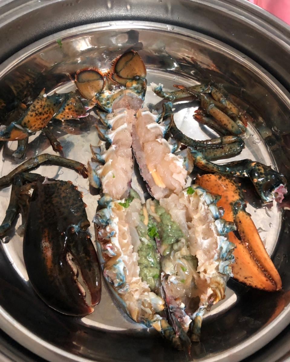 蒜蓉蒸波士顿龙虾