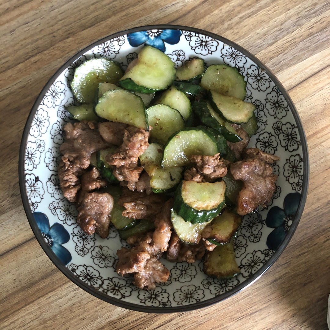 黄瓜炒牛肉