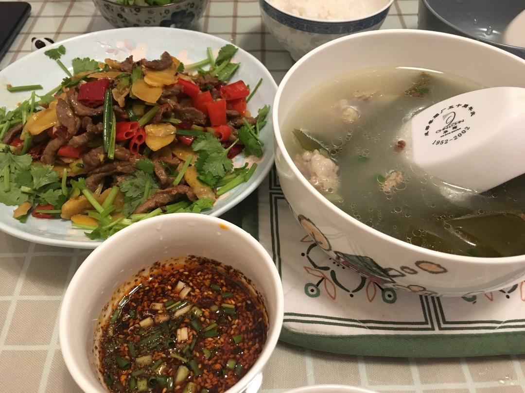 海带排骨汤