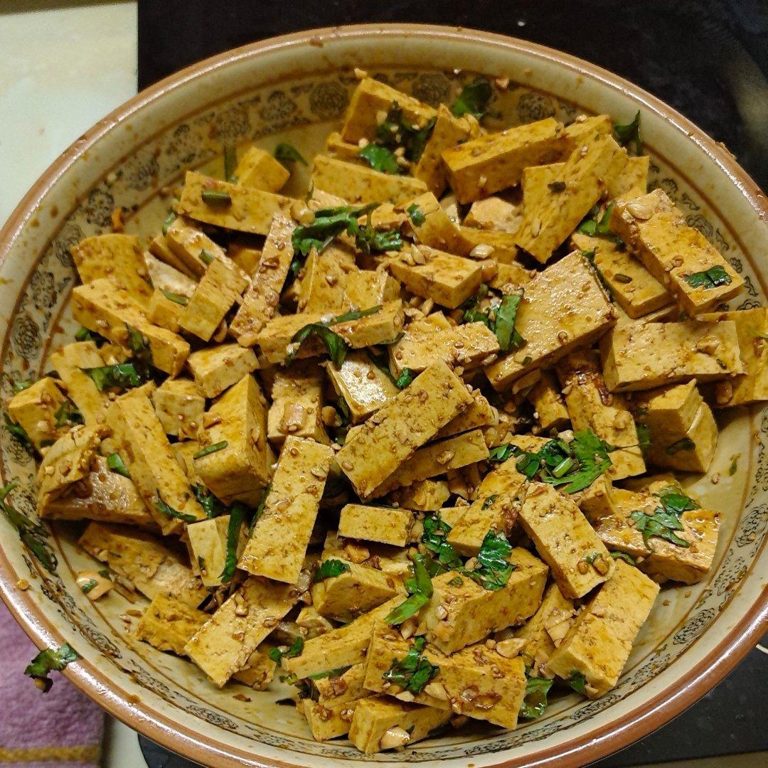 凉拌豆腐