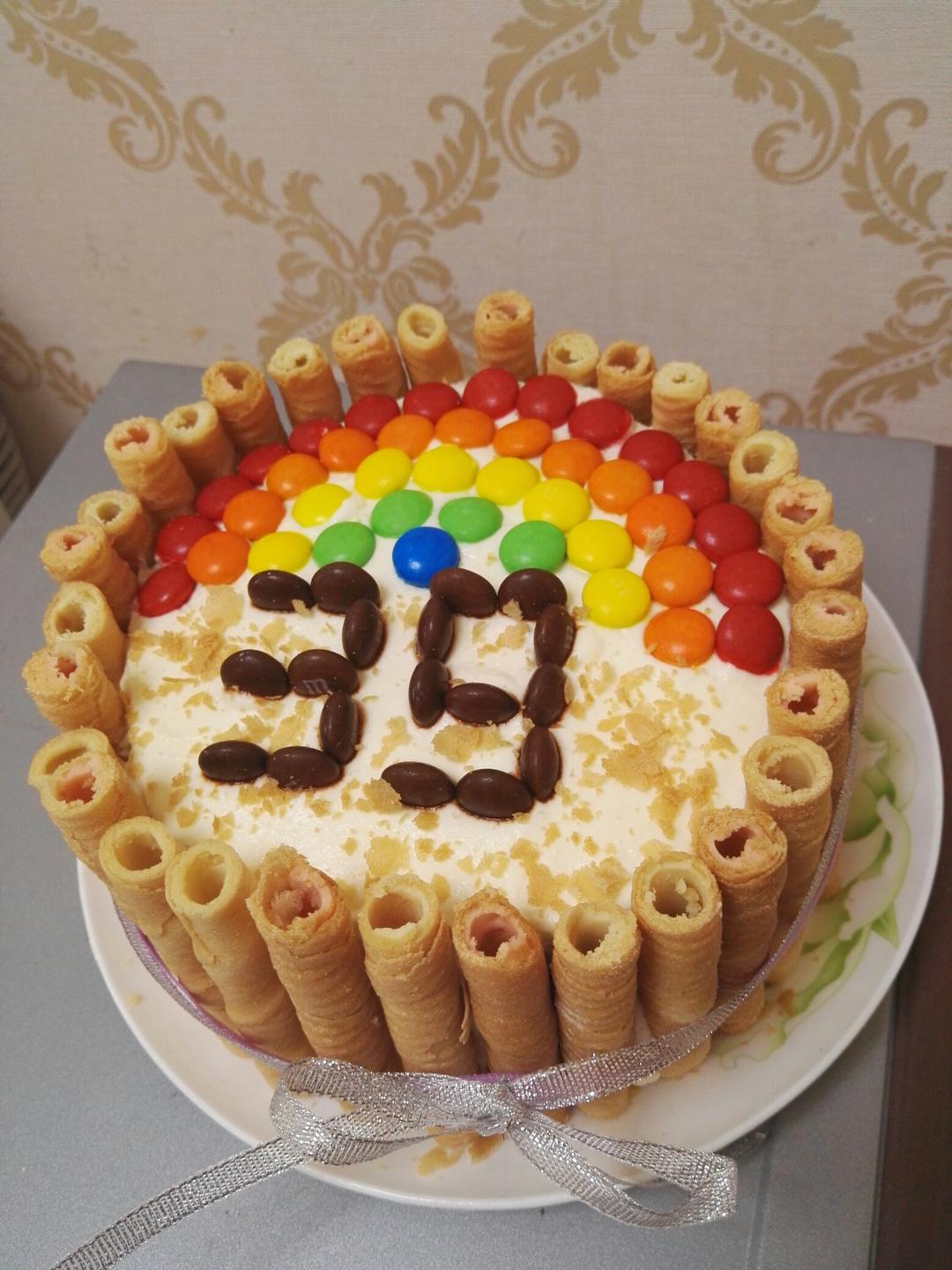 彩虹生日蛋糕