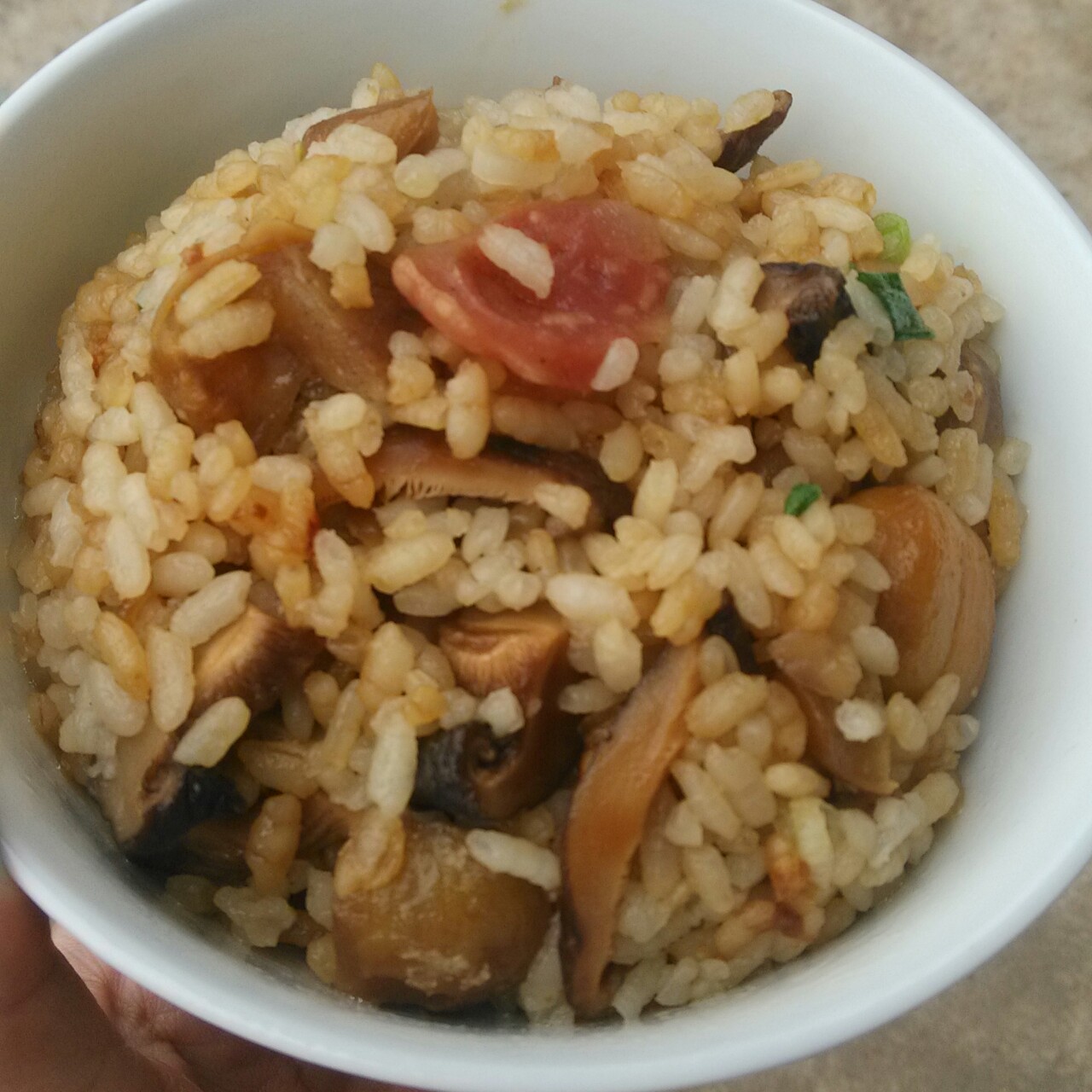 腊肠香菇栗子焖饭