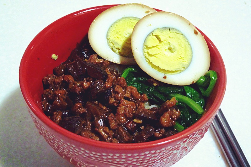 家常卤肉饭