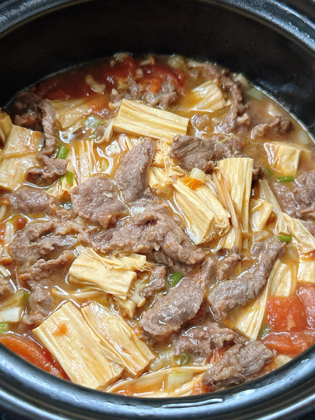 番茄腐竹牛肉煲