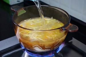 老上海味三丝汤的做法 步骤10