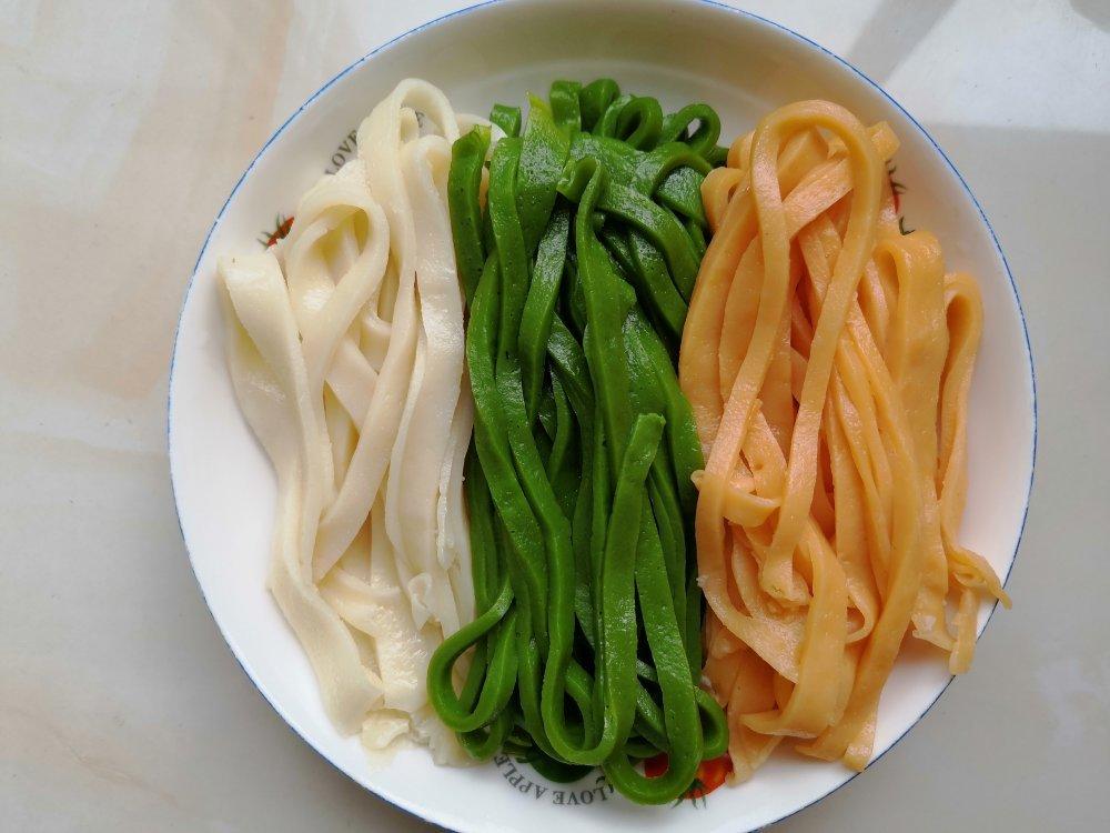 菠菜凉皮（简易版）