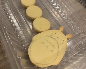 趣味糖霜饼干（龙猫，冷兔，羊羊）的做法 步骤4