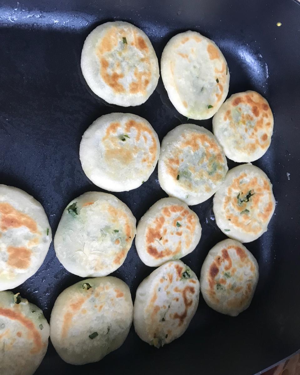 薄皮韭菜饼