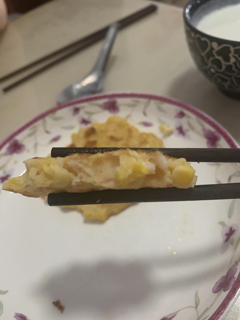 美味易做
河虾仁玉米饼