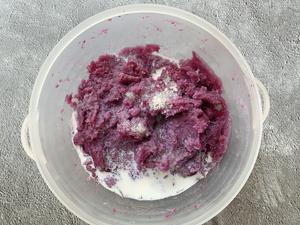 香糯小点心·紫薯芝麻饼的做法 步骤5