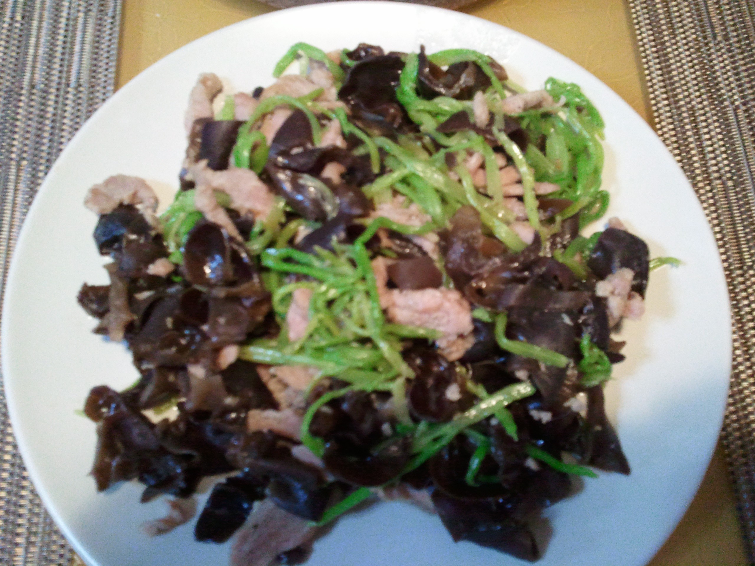 木耳青椒炒肉丝