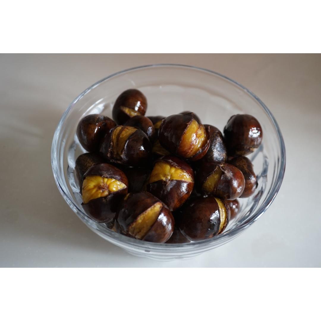 慵懒美丽的栗子