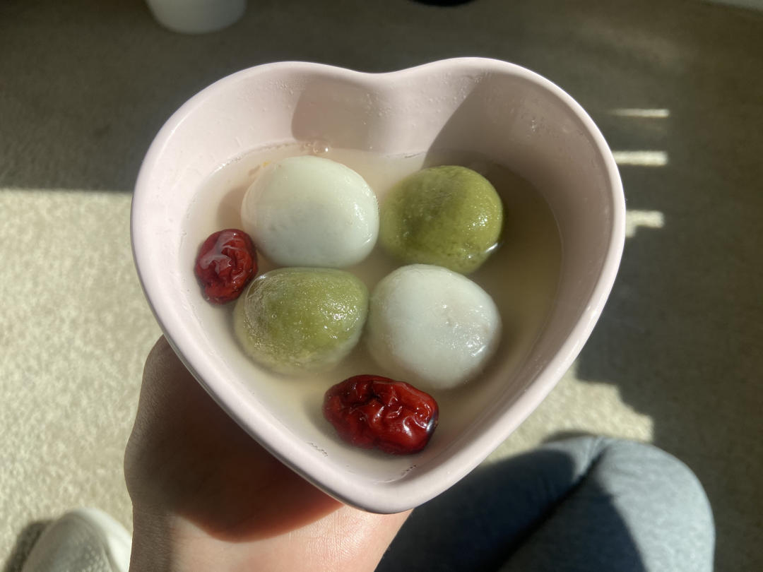 黑芝麻汤圆