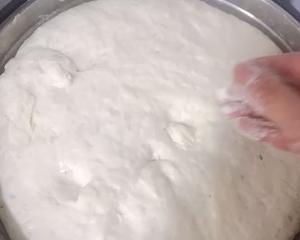 生煎椒盐花卷的做法 步骤2