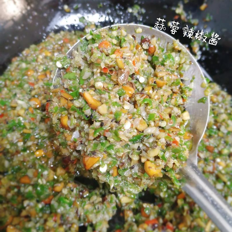 自制蒜蓉辣椒酱的做法