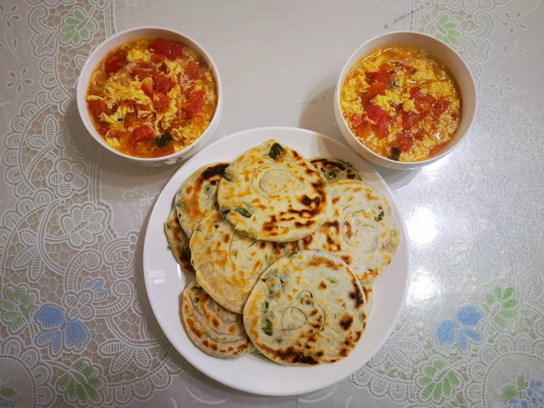 堂妈教你做飘香葱油饼