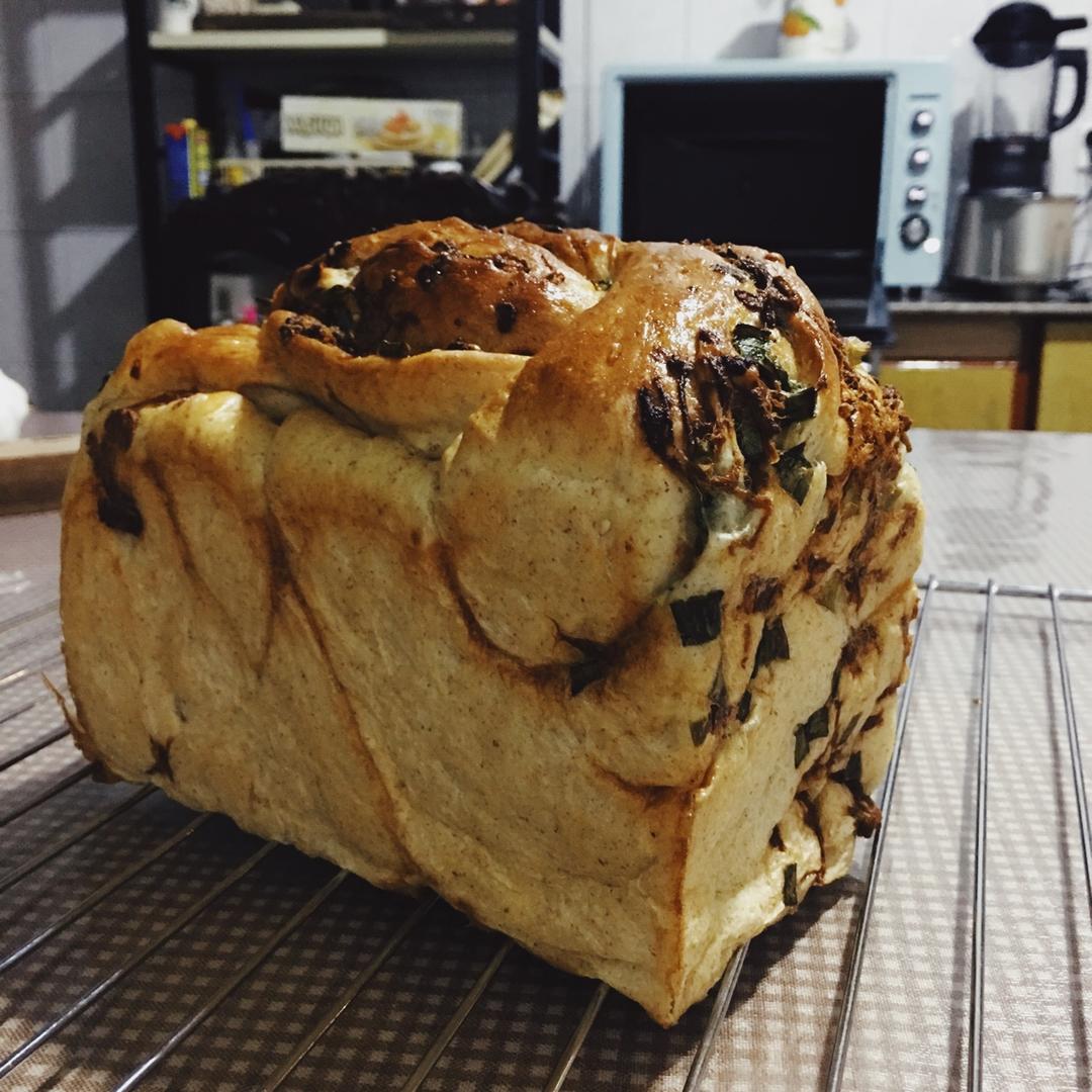 香葱肉松手撕吐司