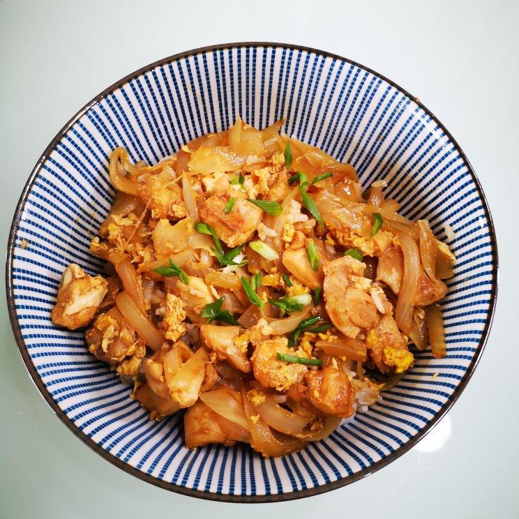 日本盖浇饭始祖亲子丼
