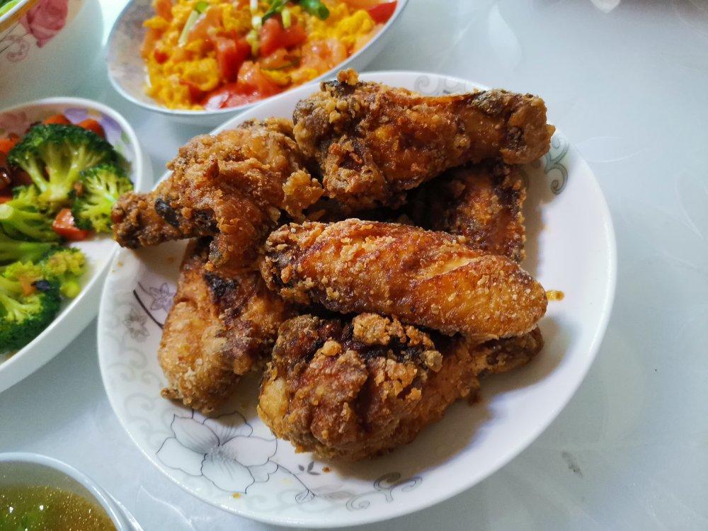 蒜香炸鸡翅