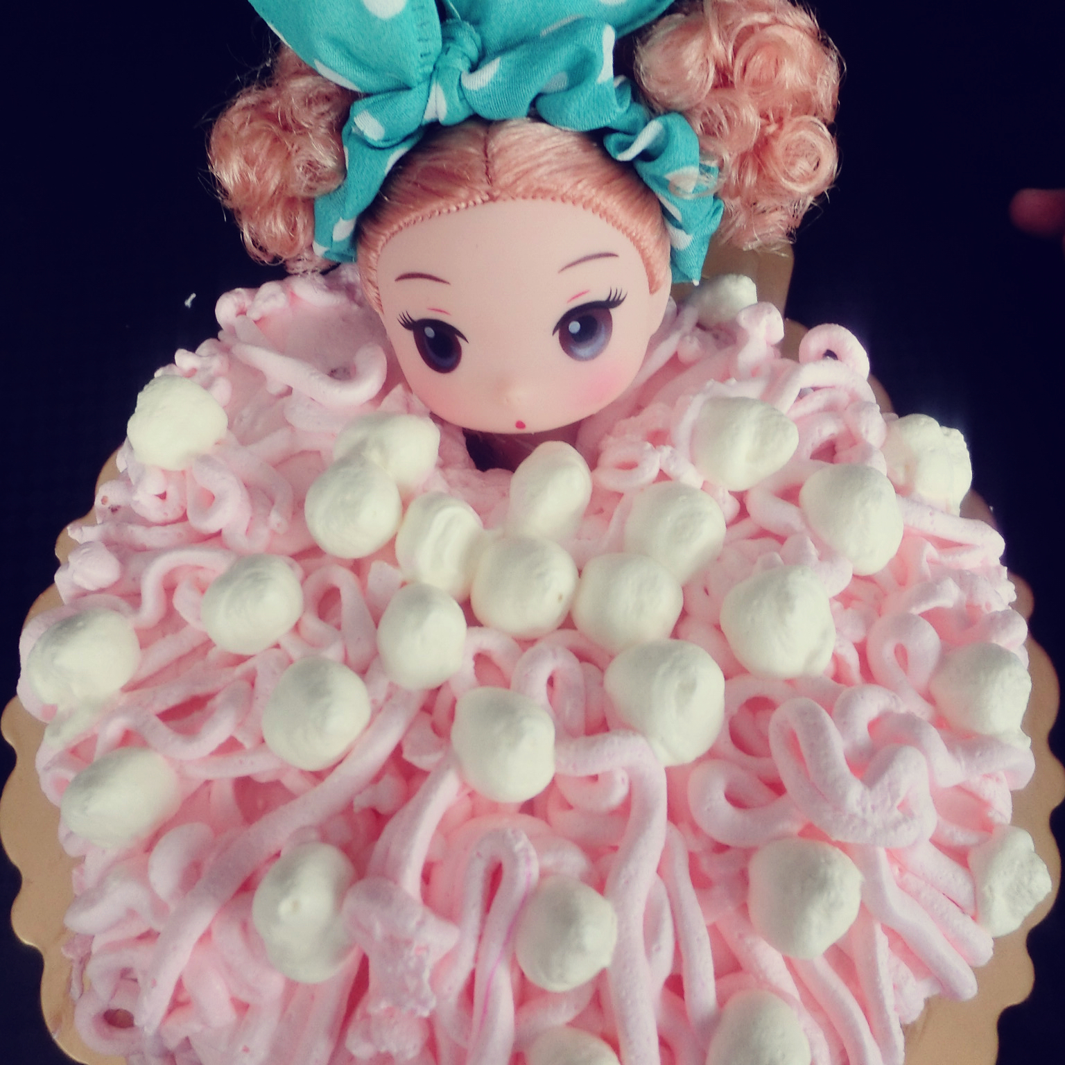 详细步骤制作泡泡浴娃娃蛋糕