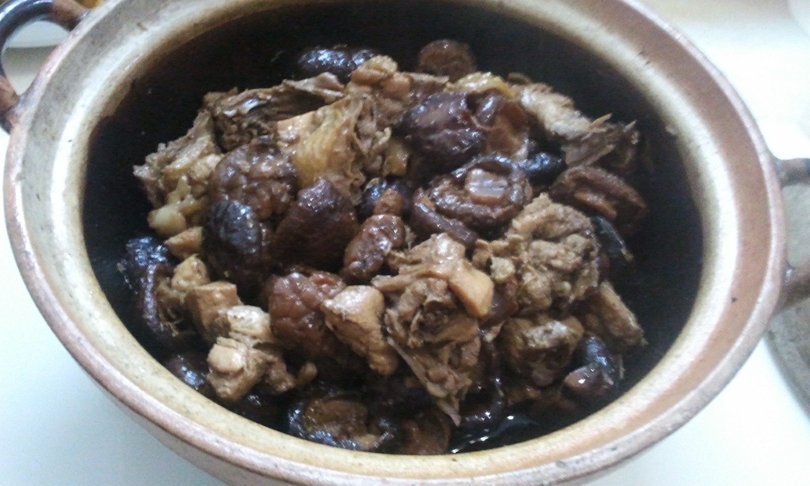 香菇鸡煲