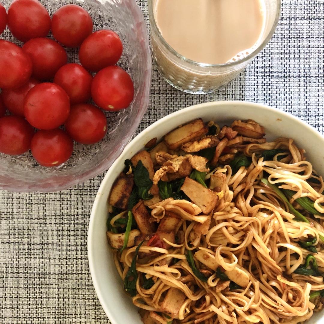 🍜泡面神仙吃法❗️巨销魂的鸡蛋火腿炒泡面