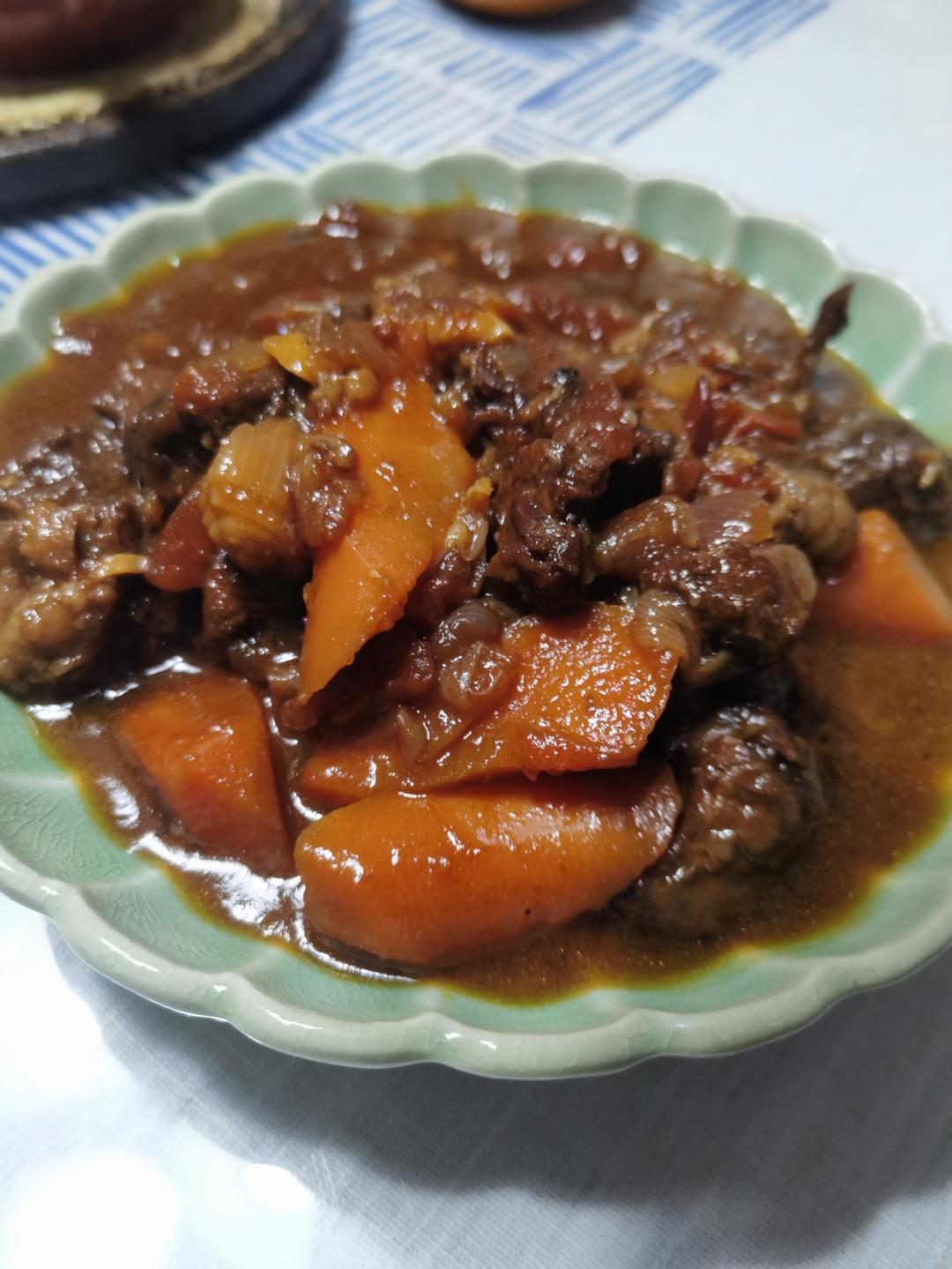 番茄炖牛腩