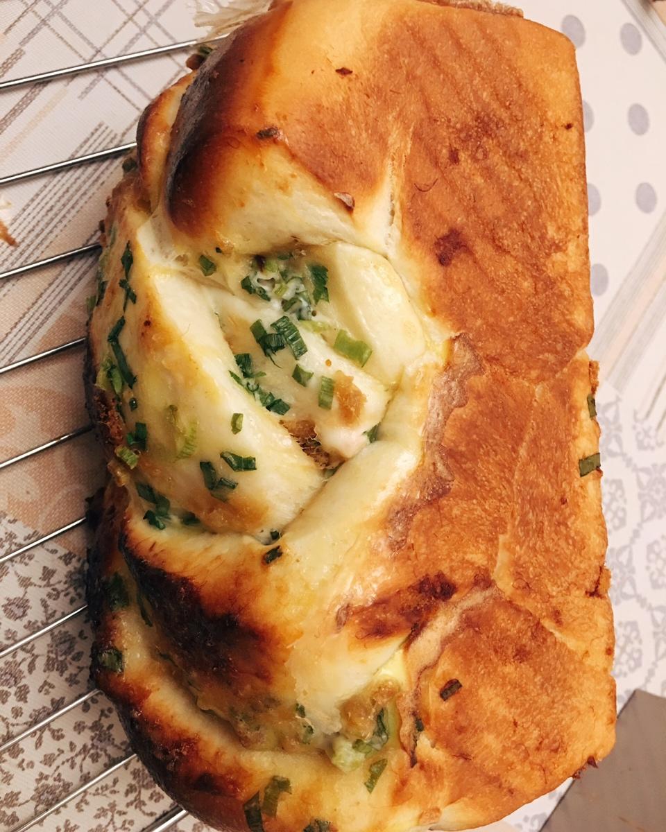 香葱肉松手撕吐司