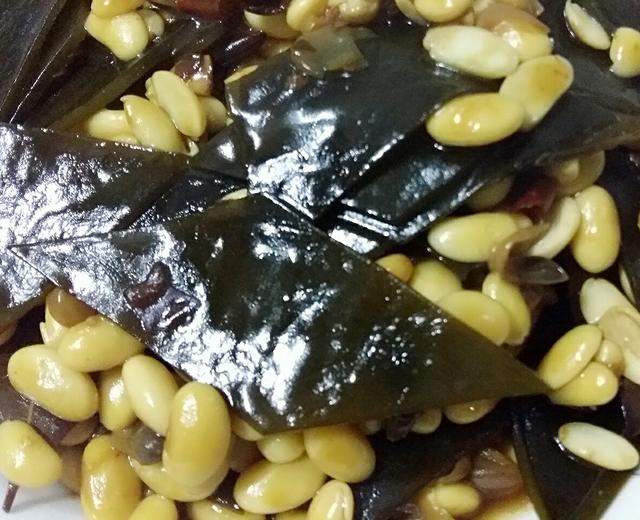 黄豆闷海带的做法