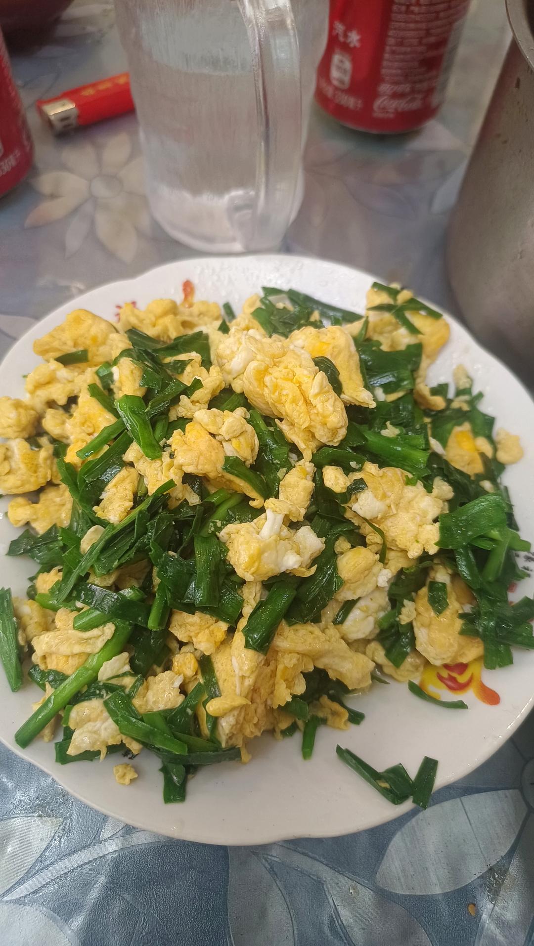 韭菜炒鸡蛋——三分钟快手下饭菜 掌握火候的秘诀