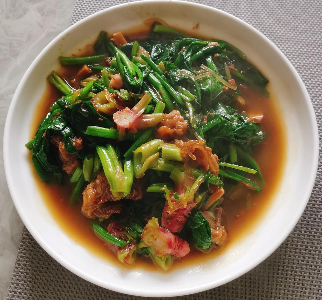 菠菜炒鸡蛋