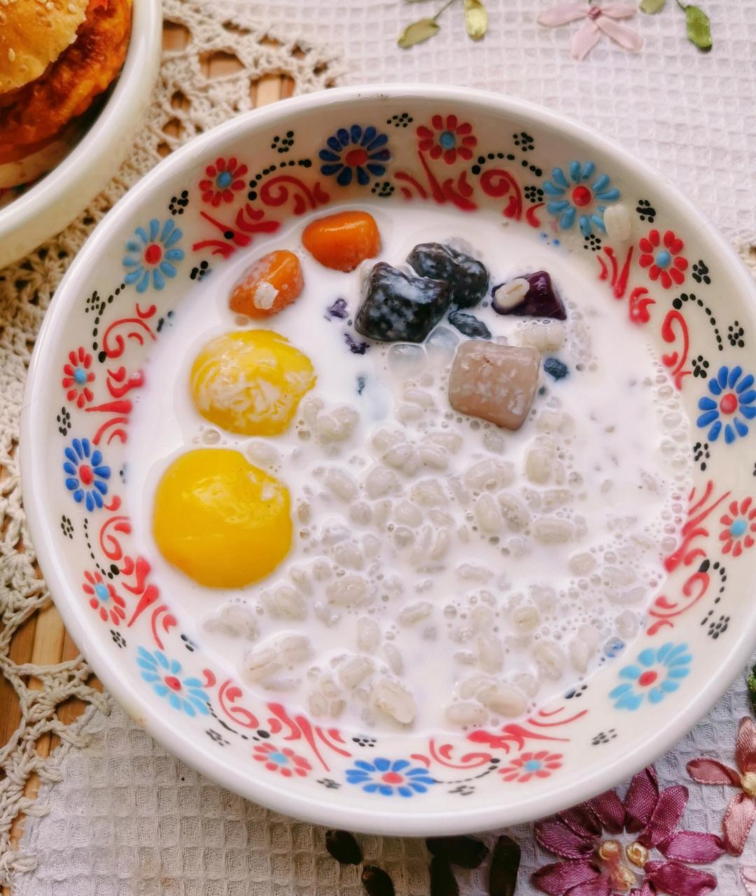 COCO鲜芋青稞牛奶