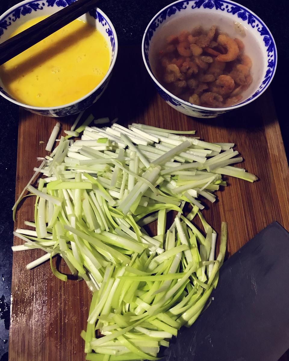 虾仁、韭黄炒蛋