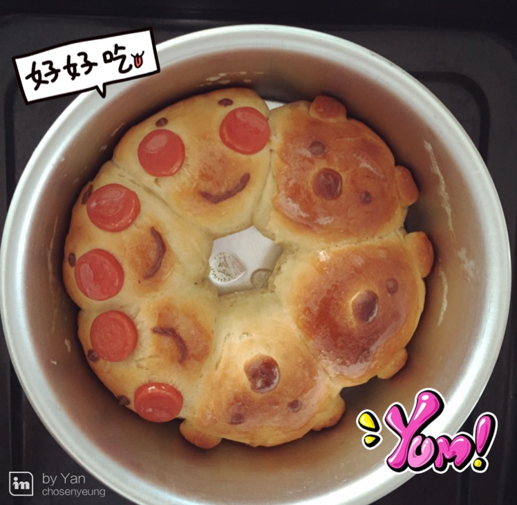 挤挤面包之面包超人