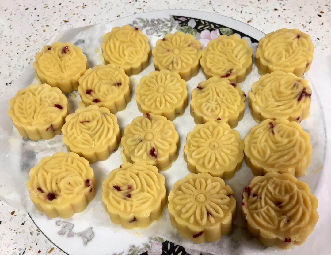 奶香绿豆糕（无豆腥味，超快手不麻烦）