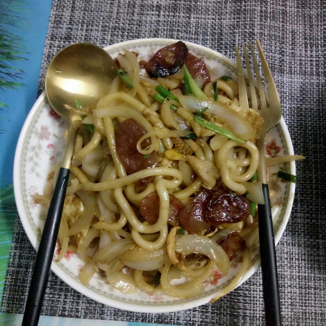 炒乌冬面