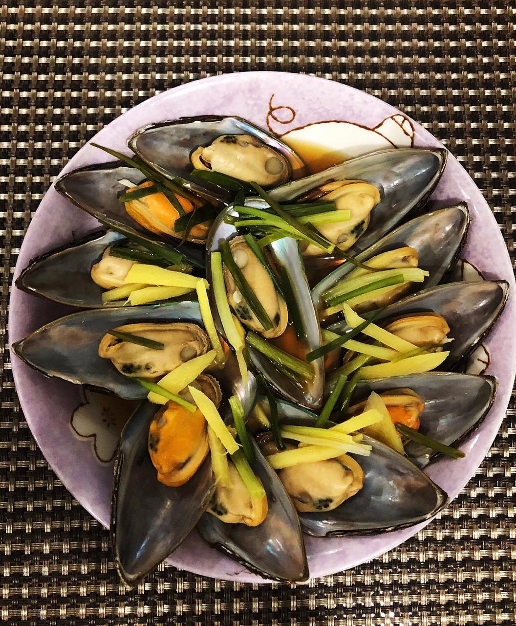 丽贝壳做的清蒸青口贝