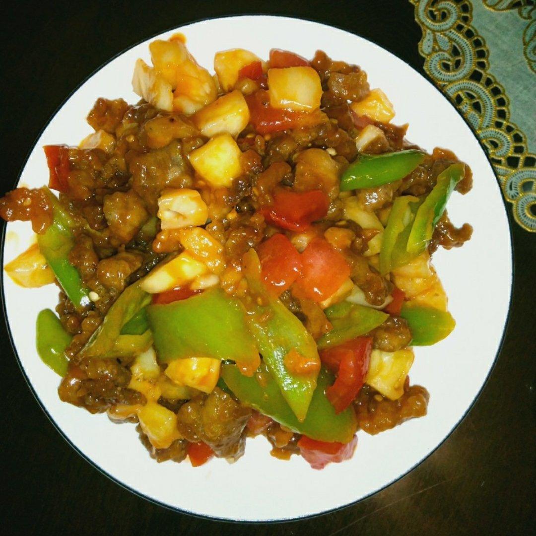 菠萝咕噜肉
