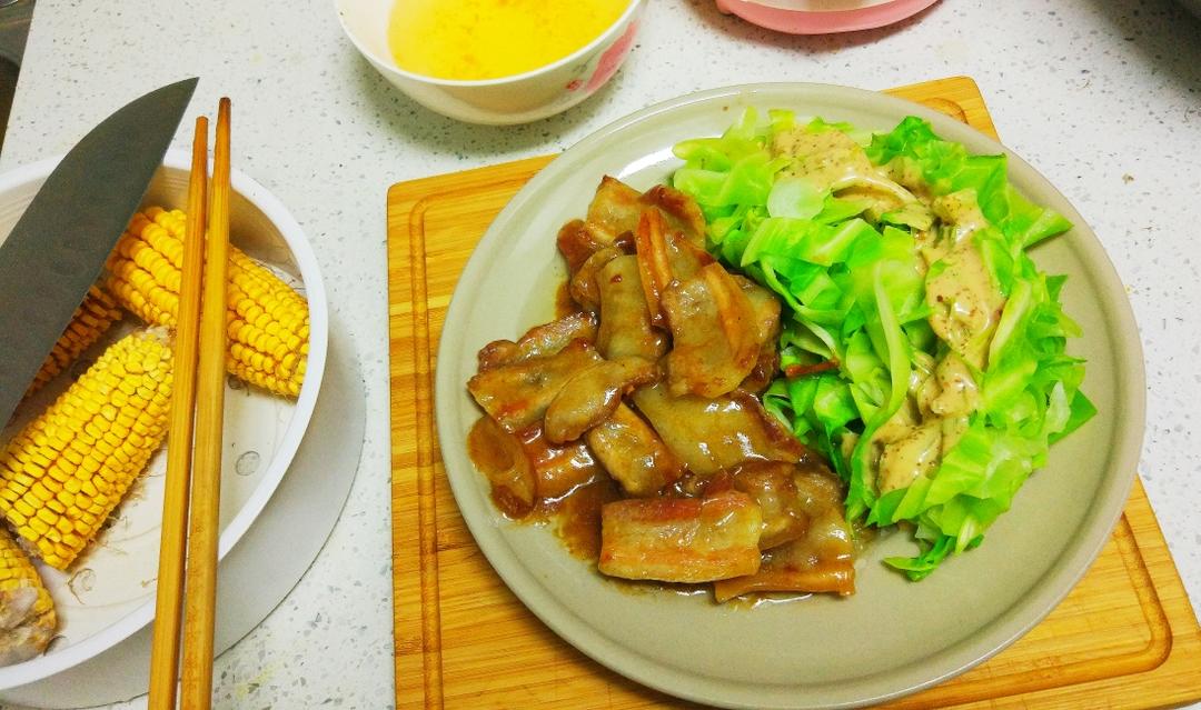 ［深夜食堂摇滚复刻］幸运的炒肉套餐！的做法