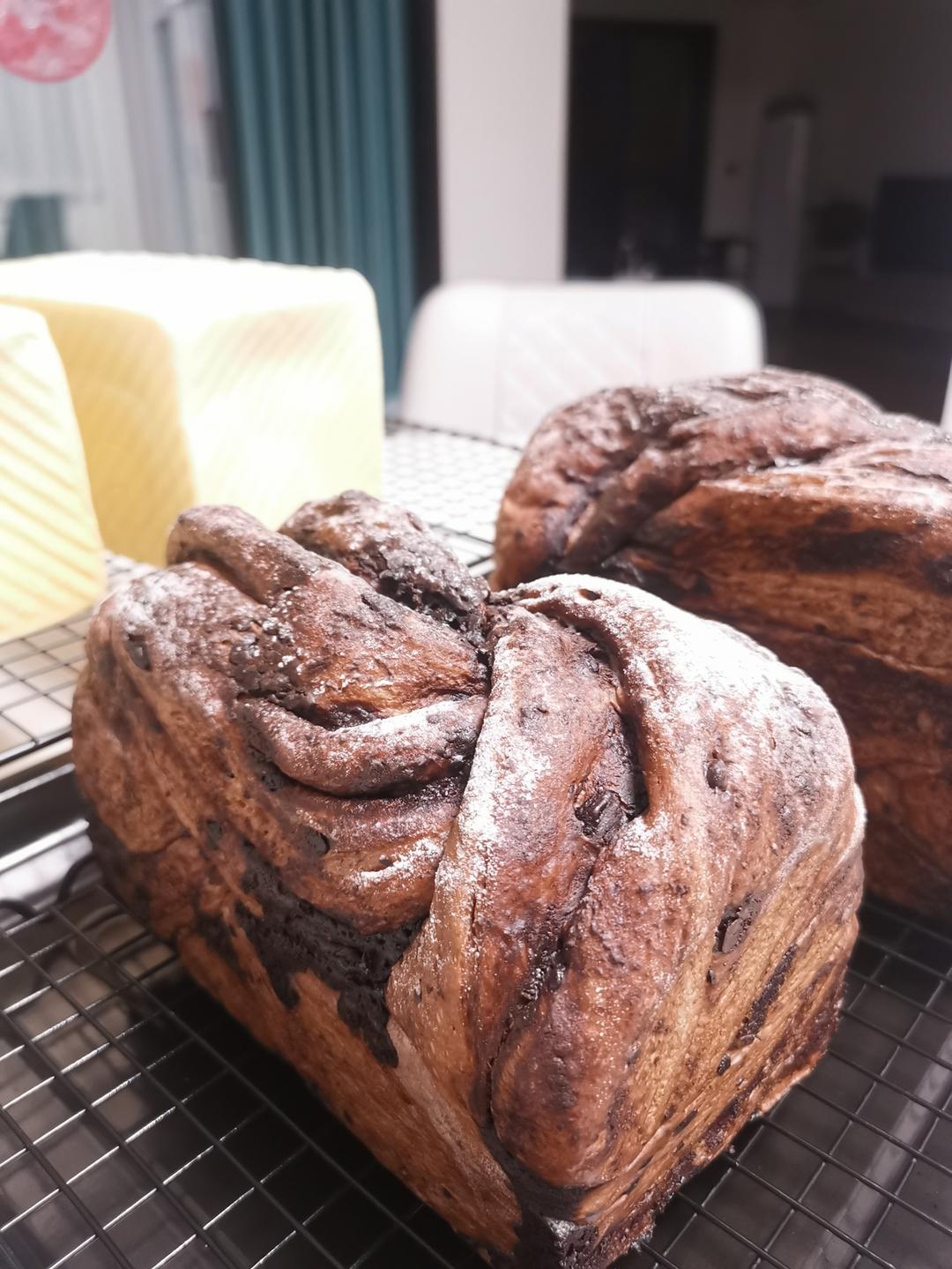 雪山巧克力吐司（巧克力奥利奥吐司面包）