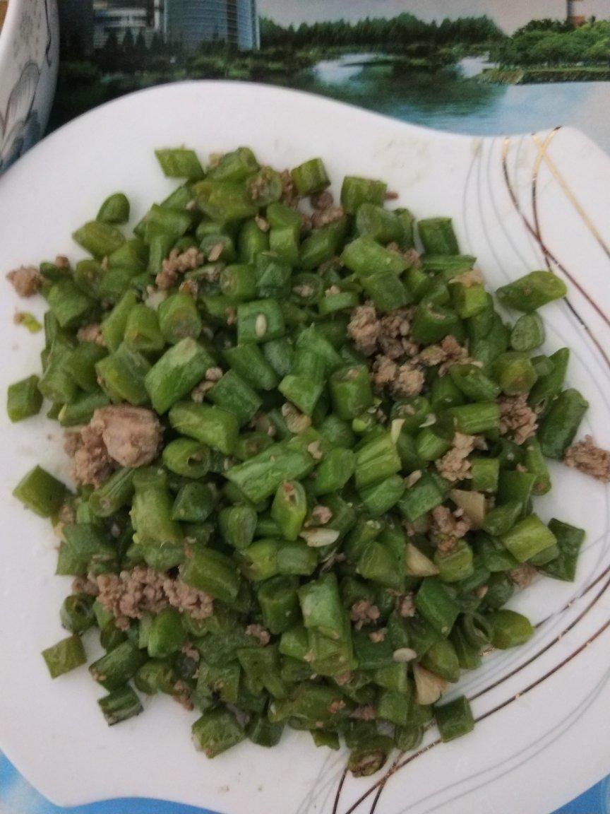 榄菜肉末炒豆粒