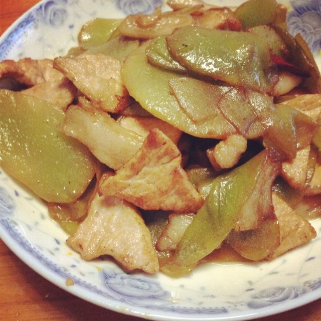 莴笋炒肉片