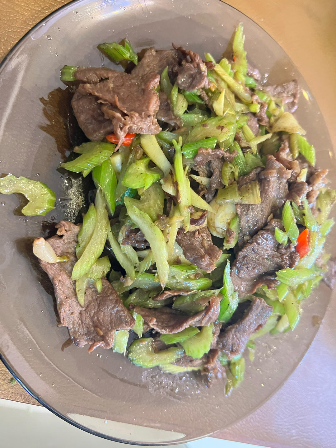 下饭神器又来了，试试这道芹菜炒牛肉！！