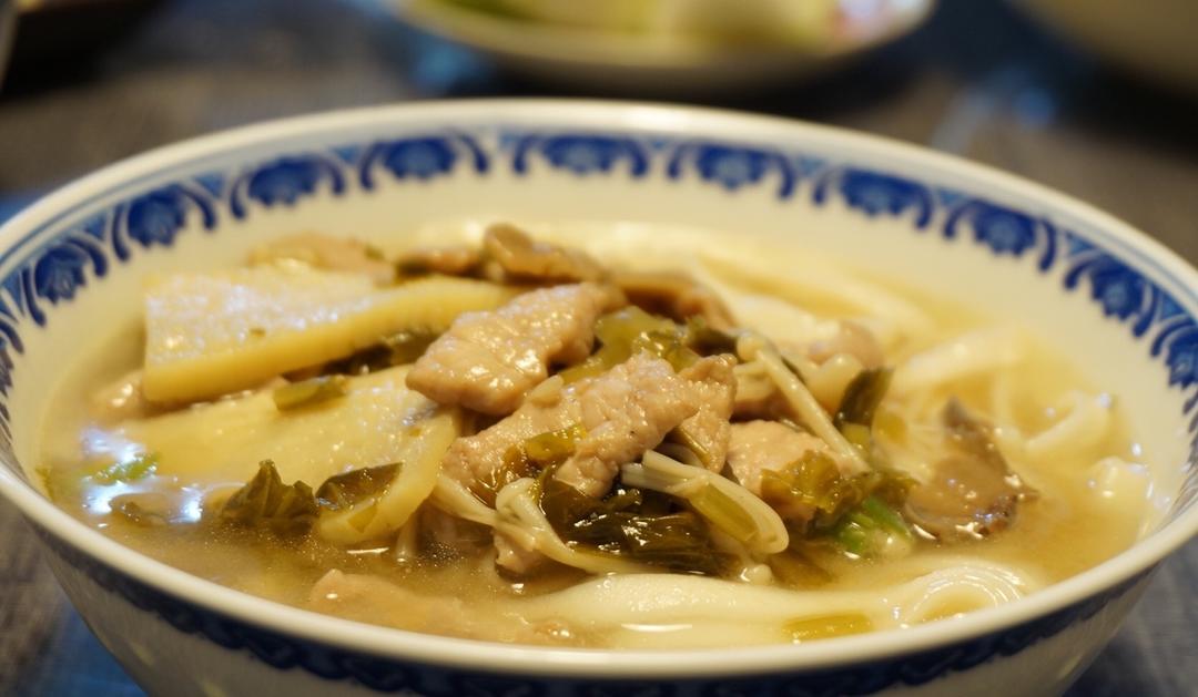 雪菜冬笋炒肉丝