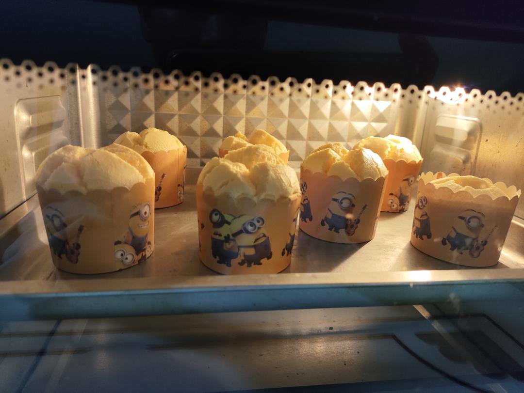 空气炸锅纸杯戚风蛋糕
