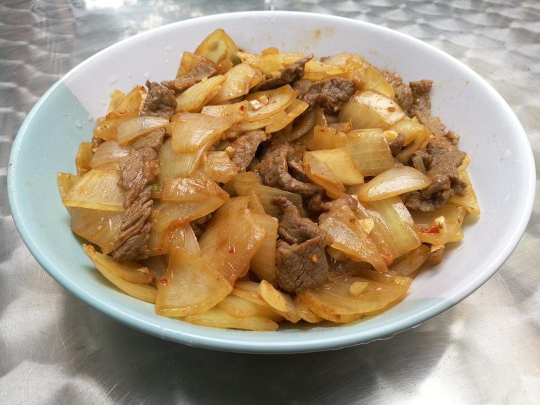 洋葱炒牛肉