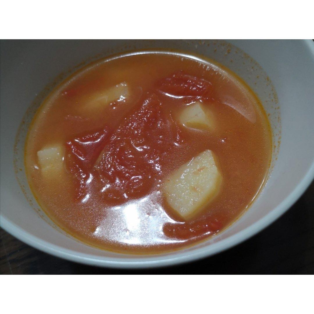 超级浓超好喝的番茄土豆汤