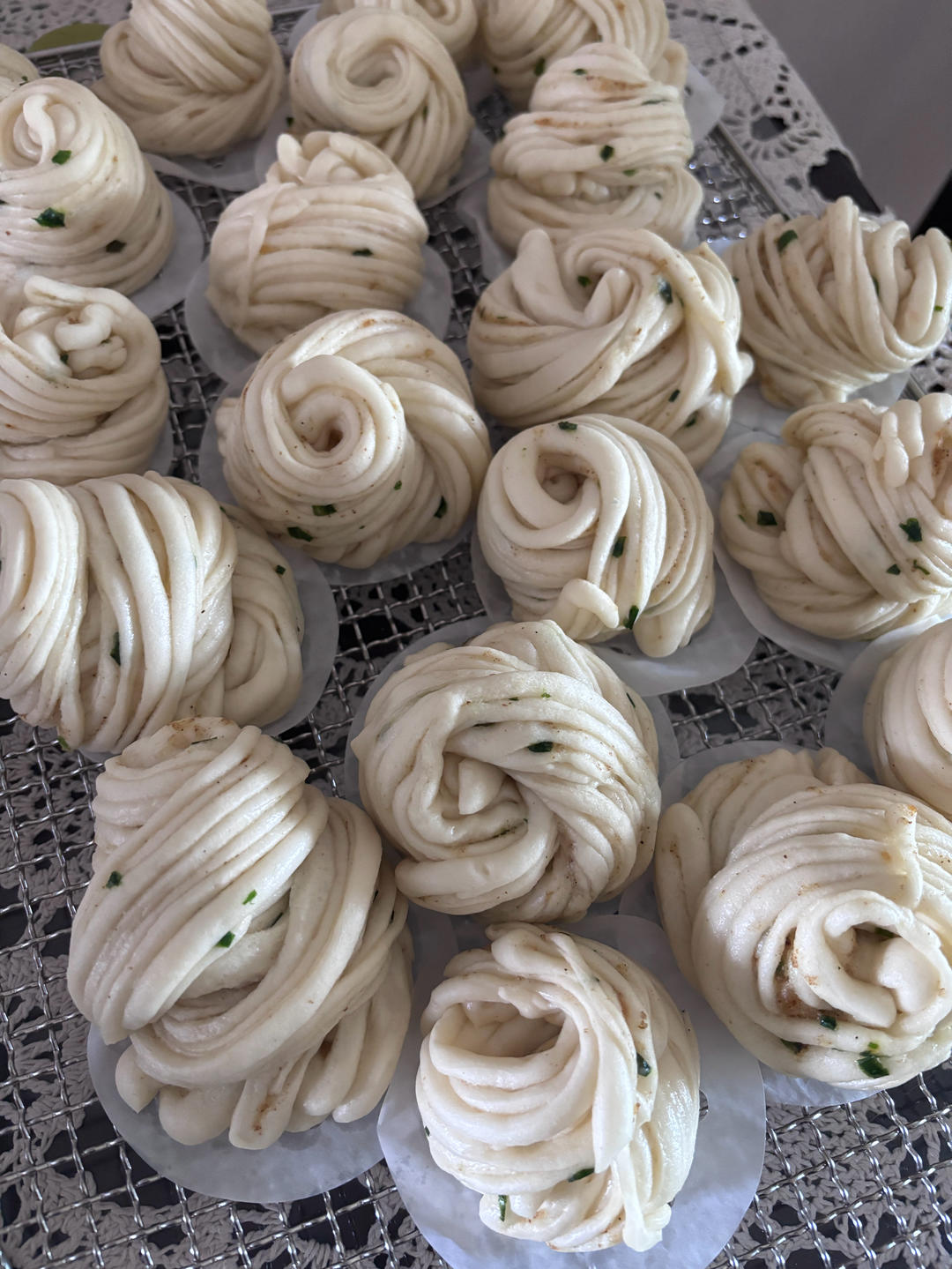 夕希1做的椒盐盘丝卷比馒头好吃比花卷简单