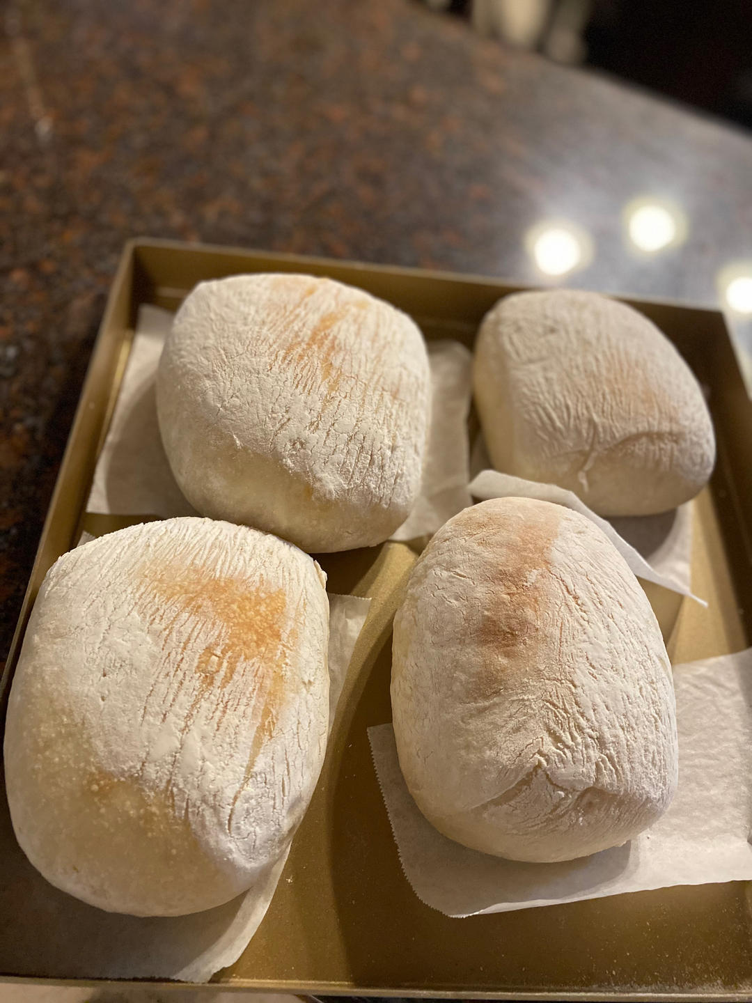 恰巴塔面包  Ciabatta